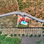 Villa Evinoi *